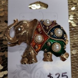 Vintage Multicolor Jeweled Elephant Brooche #384